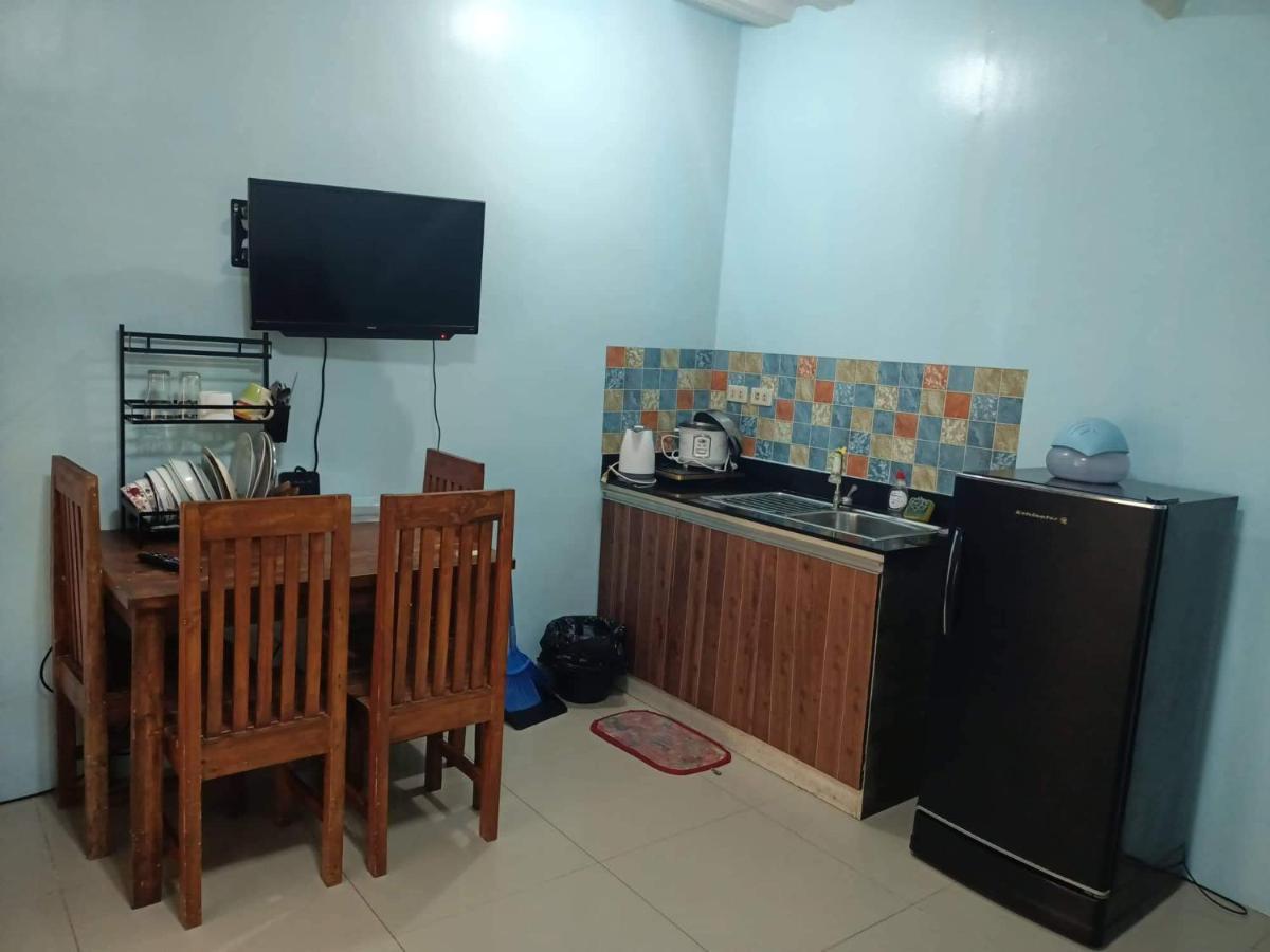 Kassel Residence Mhavic Family Room Good For 5Guest Manila Exterior photo