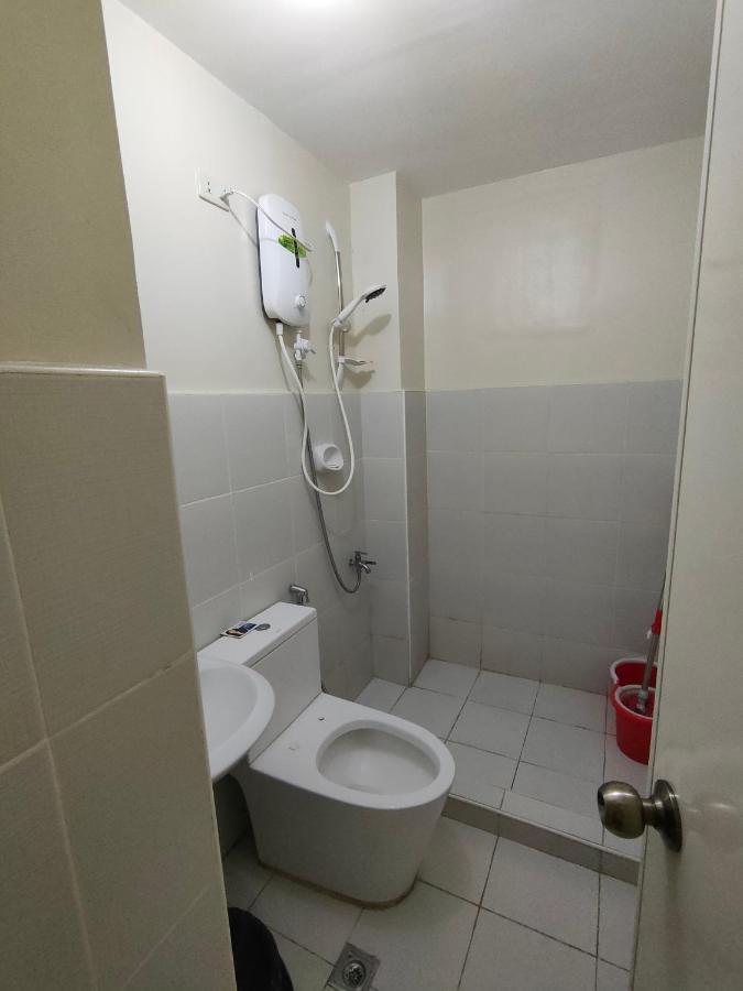 Kassel Residence Mhavic Family Room Good For 5Guest Manila Exterior photo
