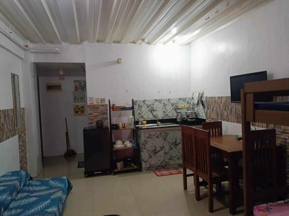 Kassel Residence Mhavic Family Room Good For 5Guest Manila Exterior photo