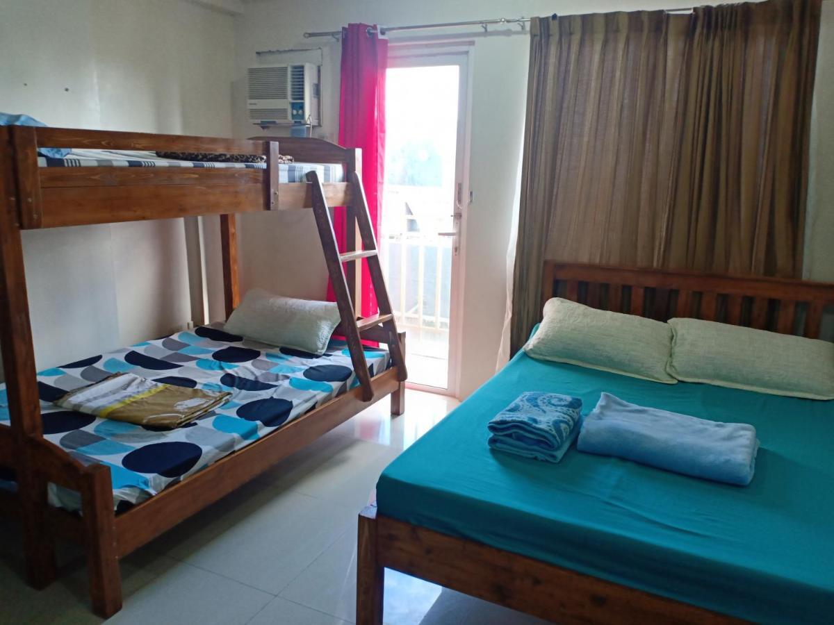 Kassel Residence Mhavic Family Room Good For 5Guest Manila Exterior photo